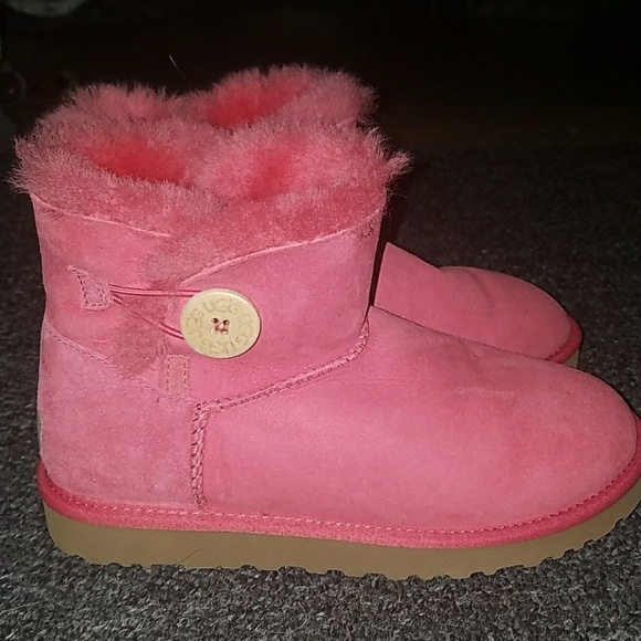UGG Mini Bailey Button II Boot - Picture 1 of 6
